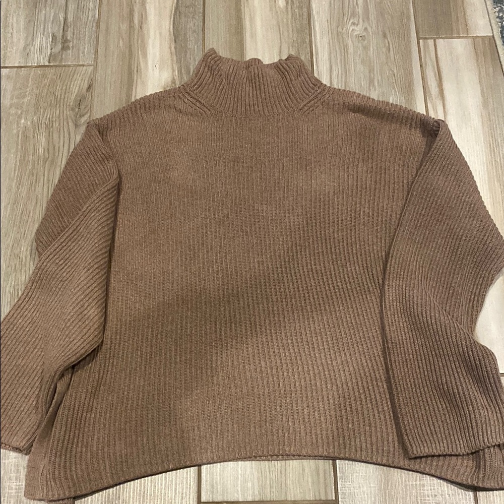 GAP 
100% Cotton Oversized Split-Hem Mockneck Sweater